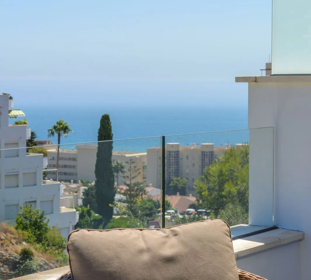 f5e8be0e-0574-43d1-a588-13dff734012f