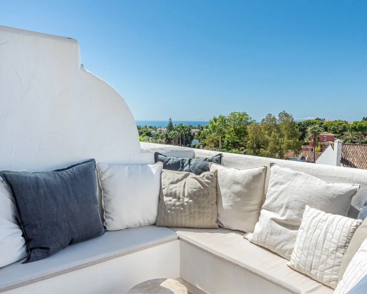 17b1780c-36cf-4cc0-96b5-2d9336218046