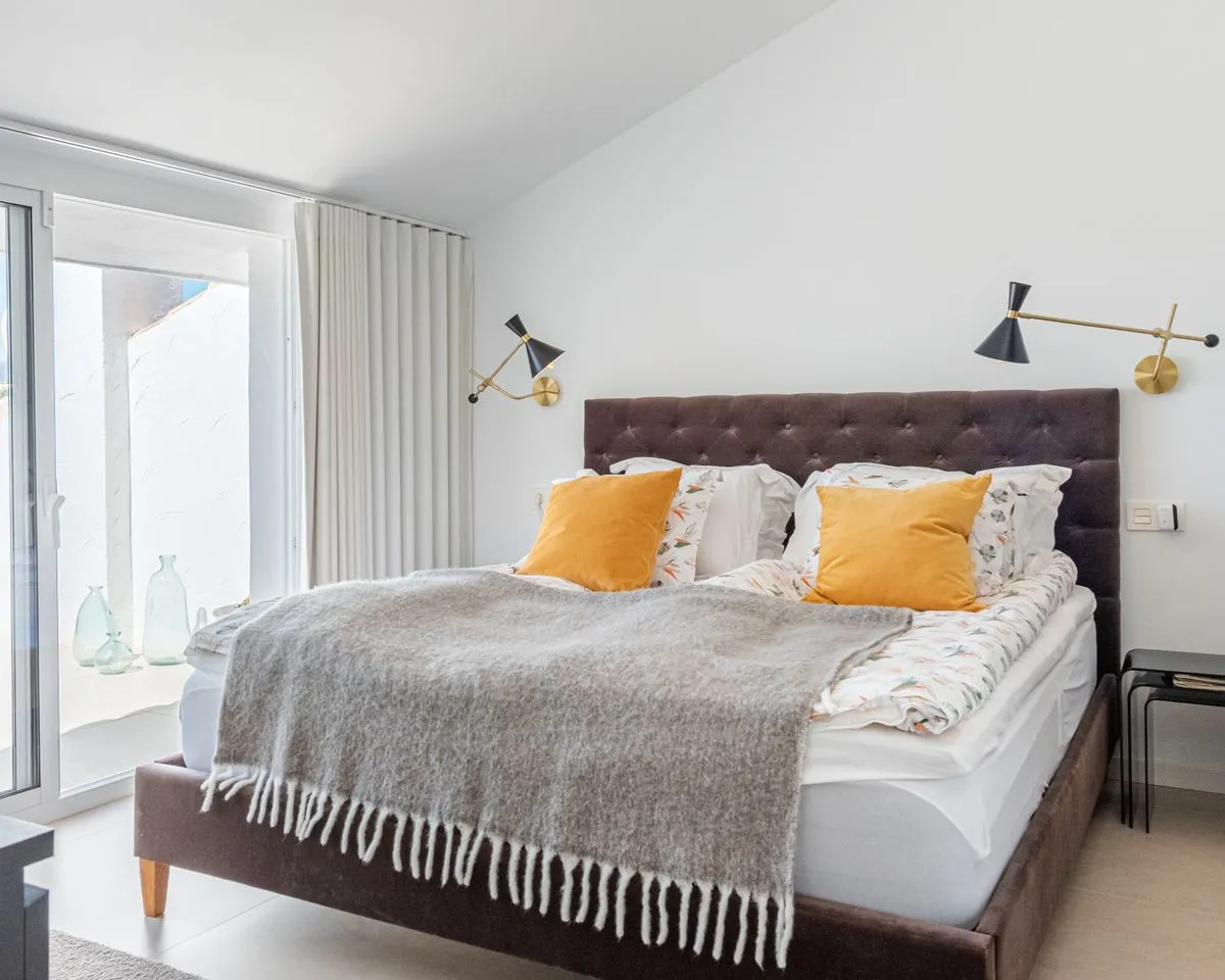 e6ce8d16-4a74-486a-ab5b-d62fd31e52c9