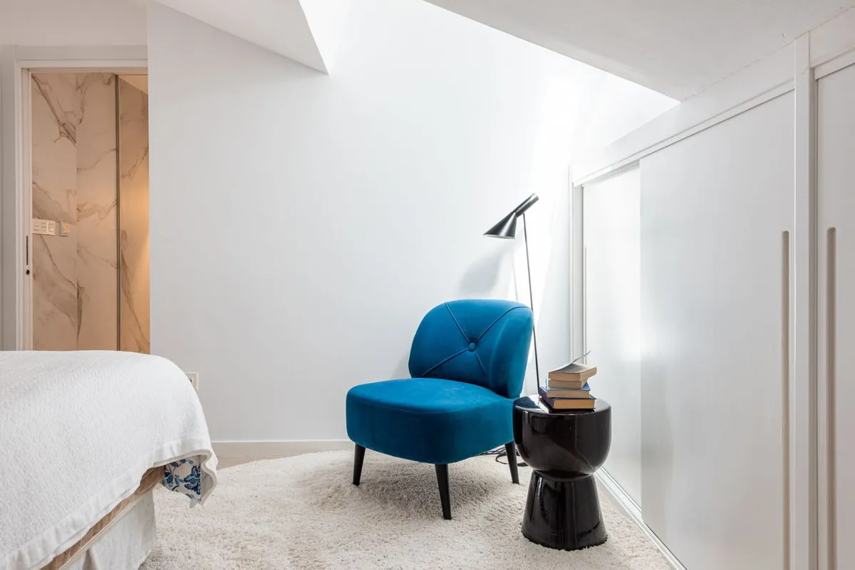 e8cddb71-963f-4955-87b6-d3a45b14b4fb