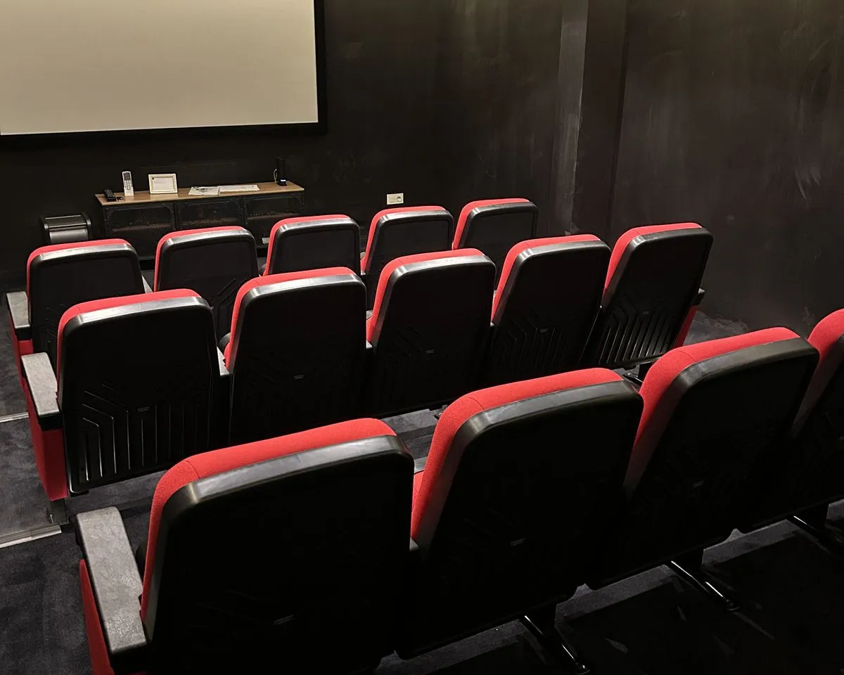 800a1963-cd97-4fb2-b8e1-fd9032755c17