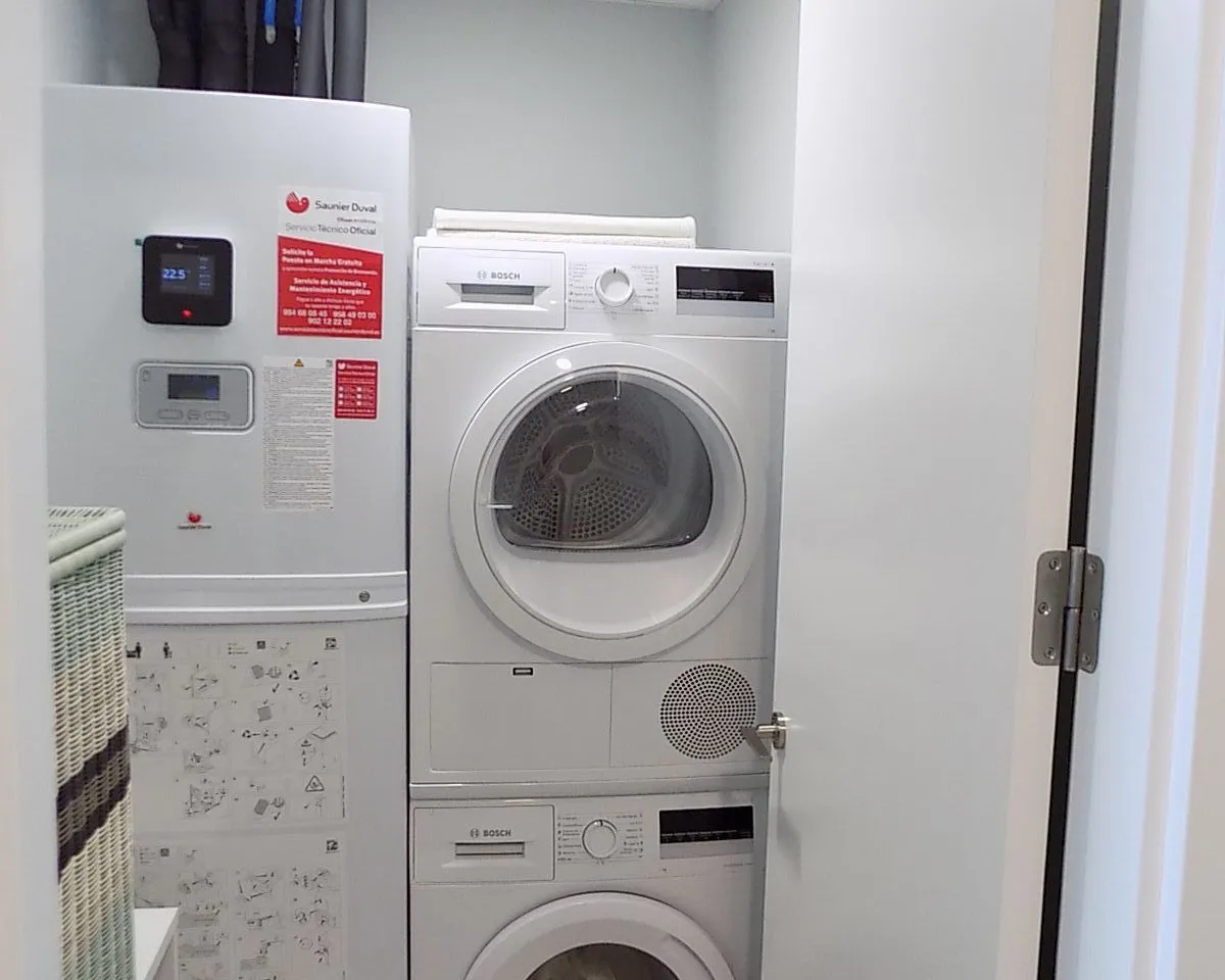 b8415e0a-35d8-4d9c-bb4a-25d2b7fbc267