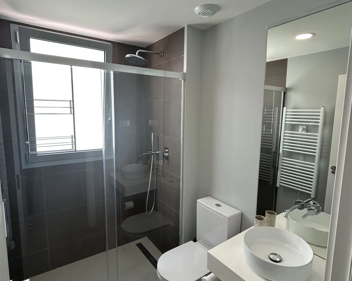 f48c8065-79d9-41f4-8d64-cab2d222b17c