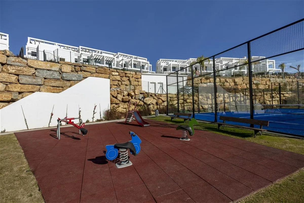 25d37720-4ea5-4662-a4ca-e317467bfbeb