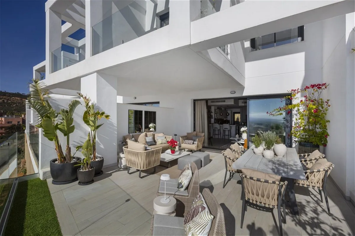 70a587ec-f9d8-4863-84ec-eb97064b4796