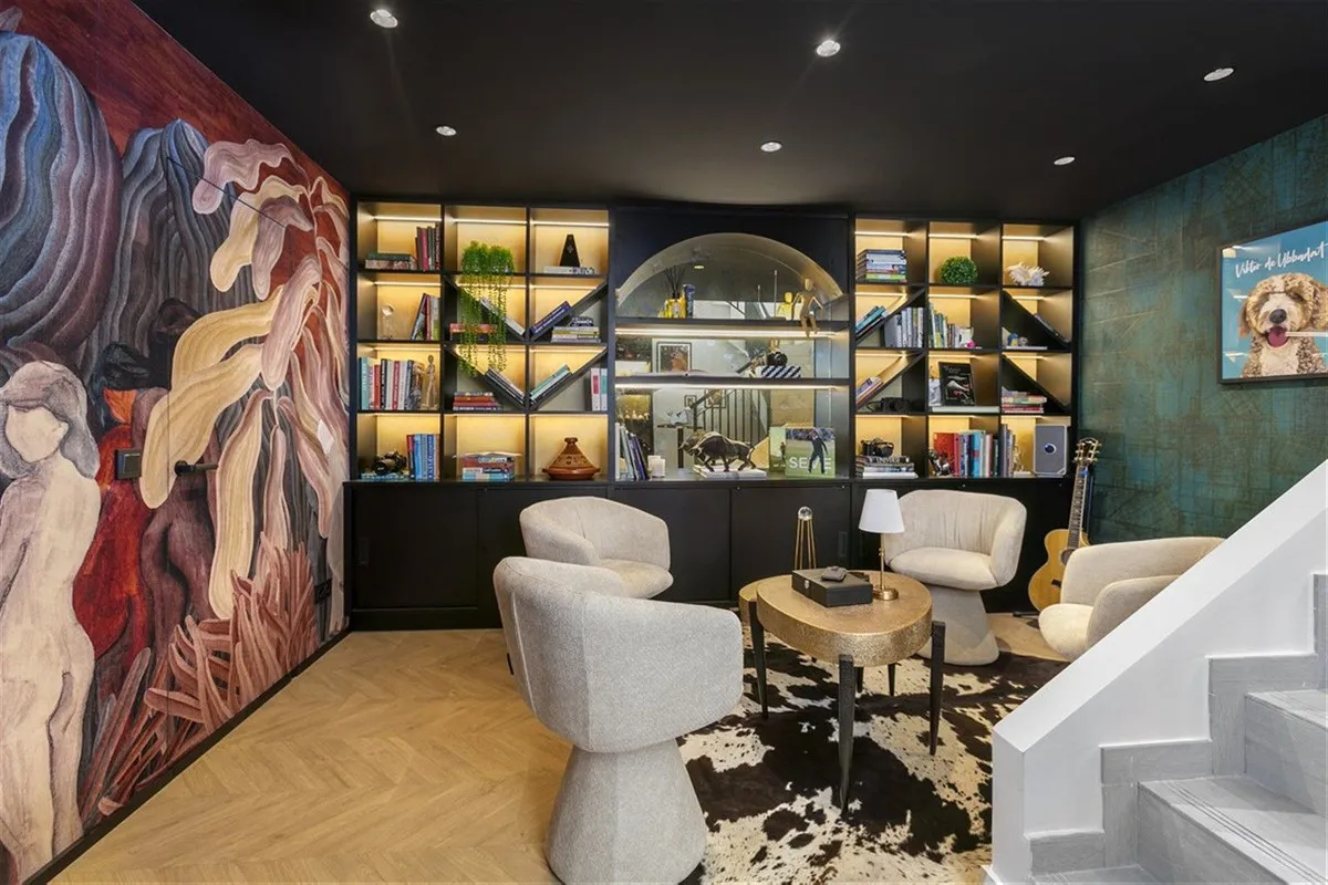 bb8896ba-a33a-483e-a472-8aa222eedf80