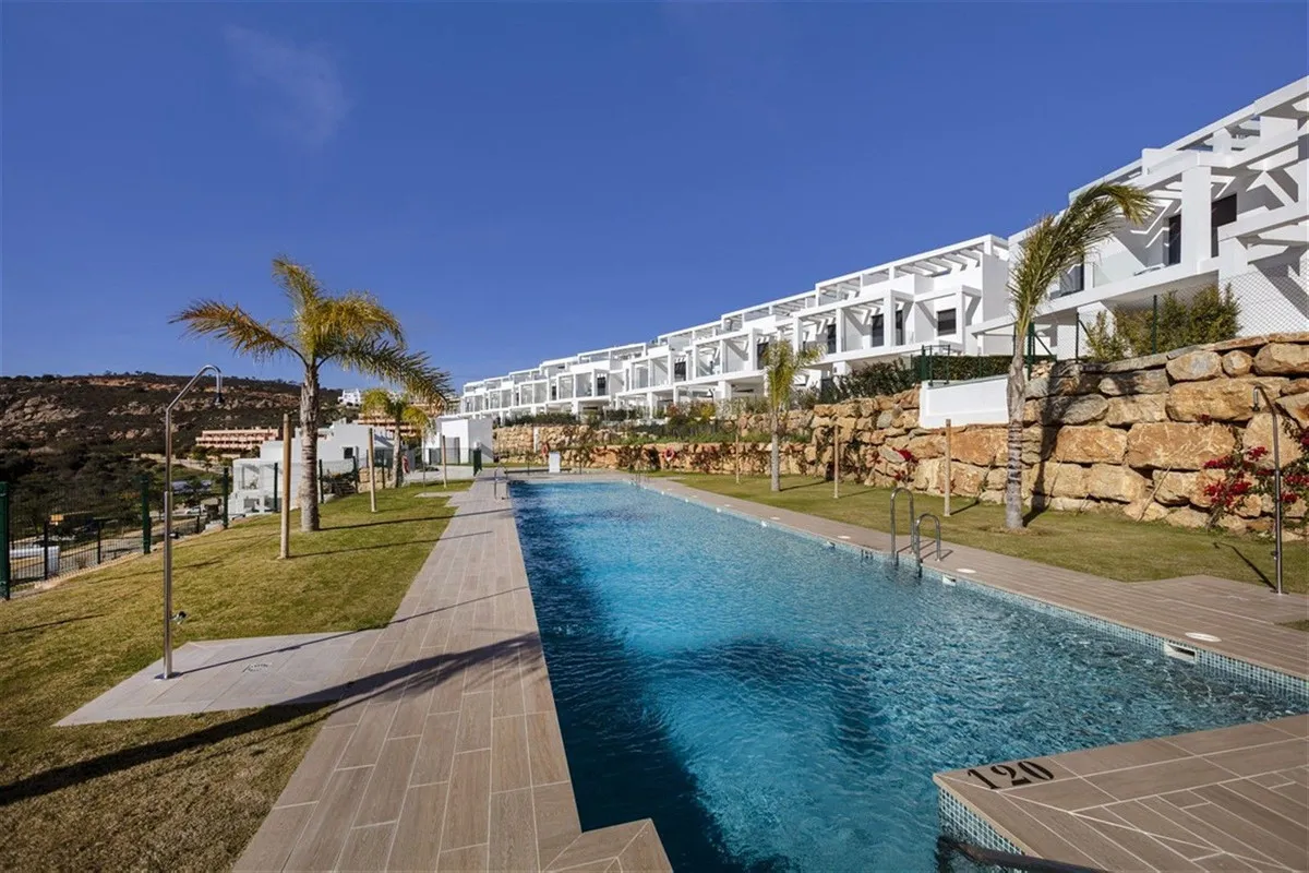 fe9acdac-8c24-4bfe-a846-cb4a506ce403