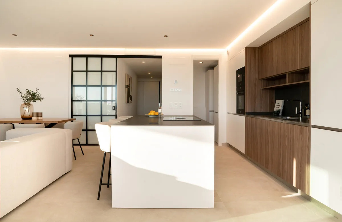 8a6a34dc-fdad-4a80-bd21-702ebacf7056