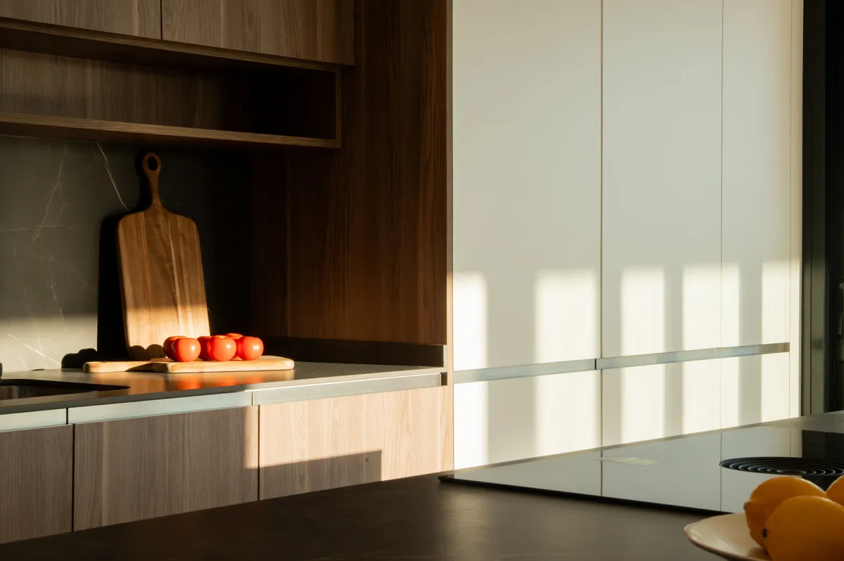 b178b101-c0de-405d-8d4d-b6f91456de5c