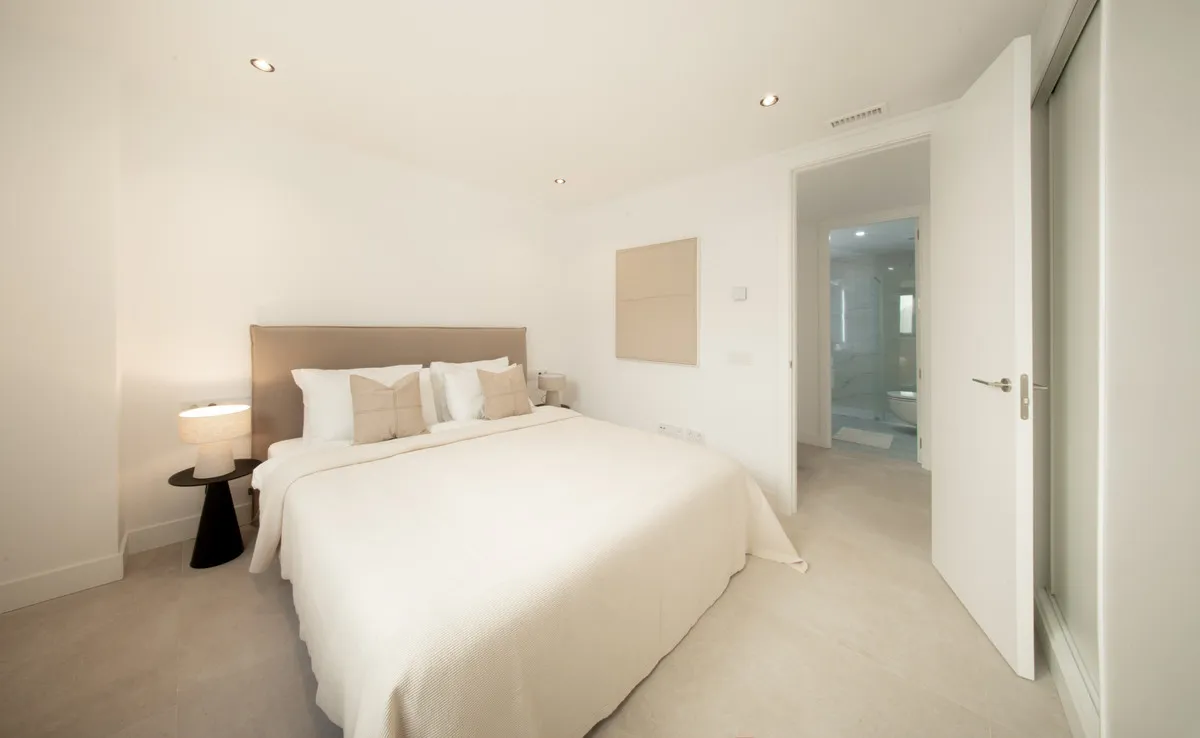 cef631da-e722-415b-b461-595b6955e516