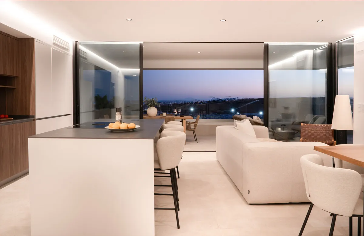 e4a2b226-c20d-4387-9ee7-3a5335f8fa37