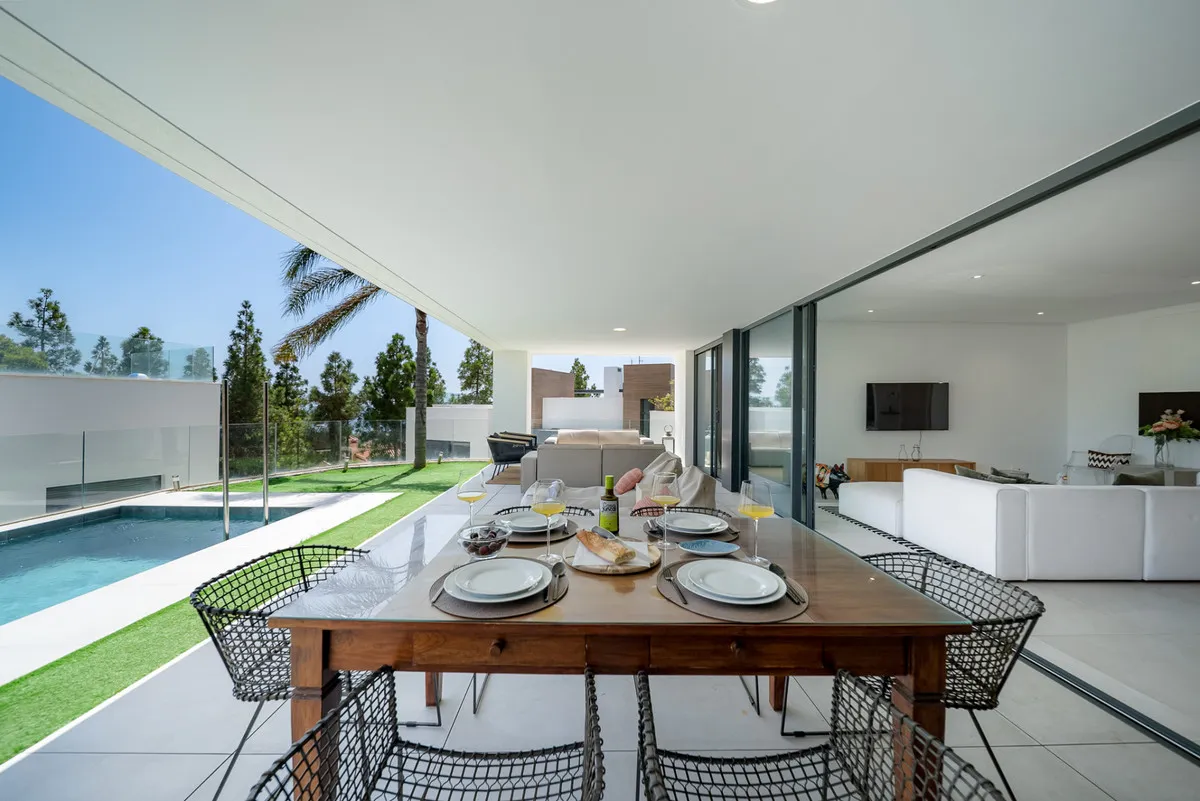 307f46d7-5486-46f6-a967-df92de5a0f47