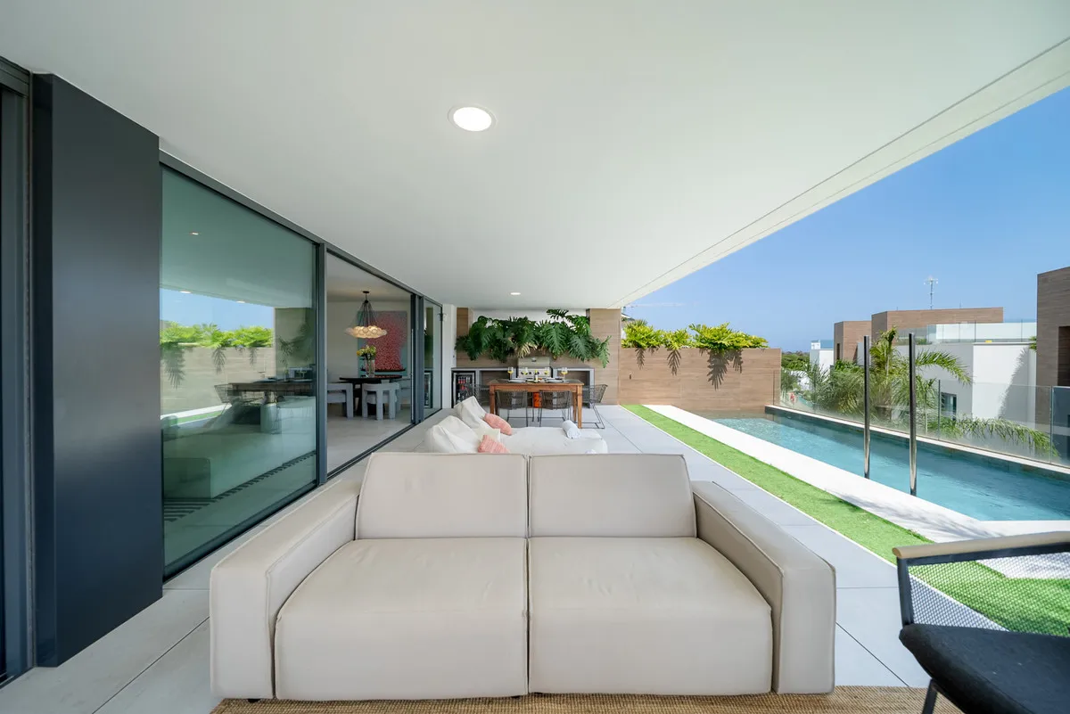 9b9cb90a-76b4-43b3-9cec-084d3dc1571a