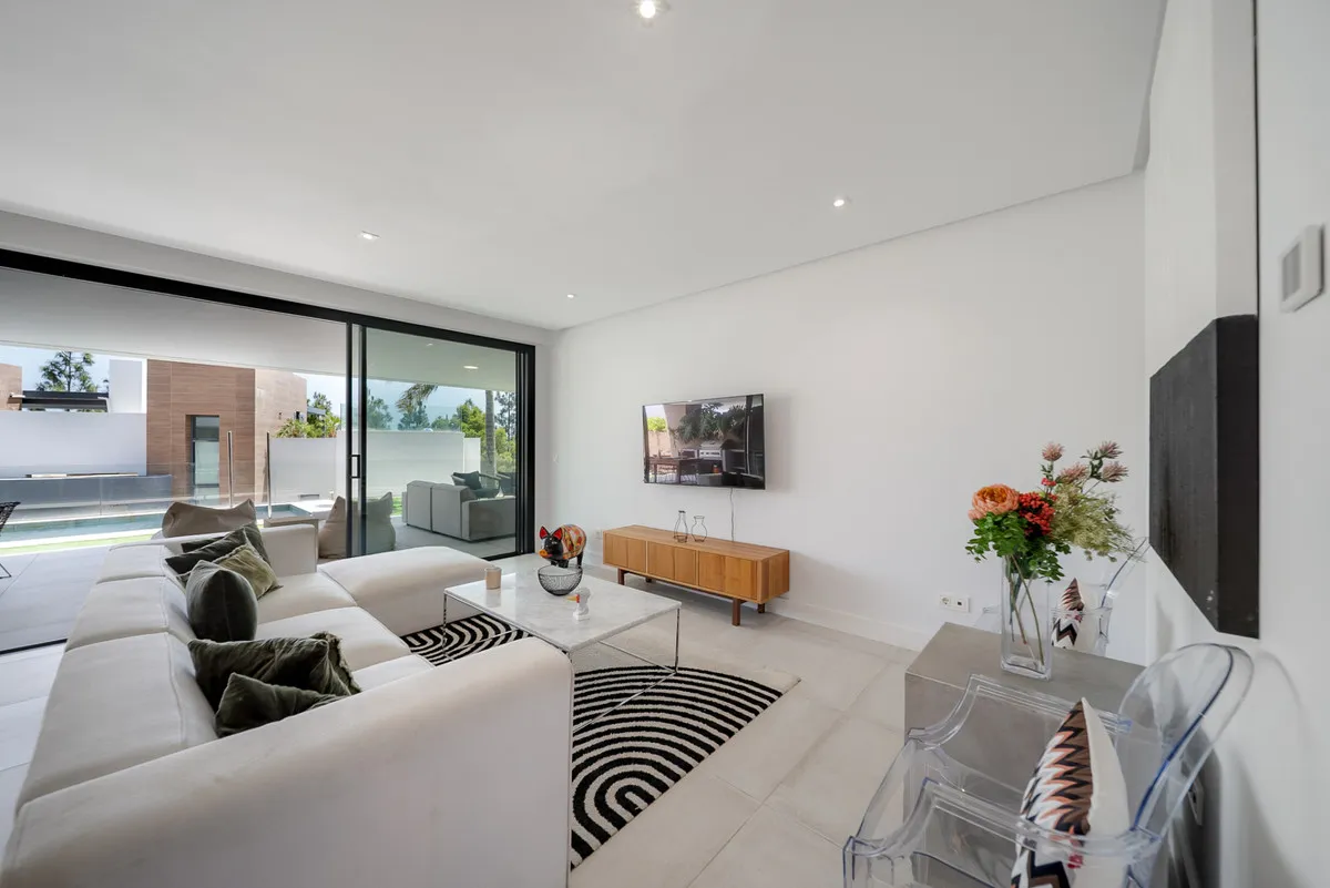 eef899a1-7e1d-4c32-91b4-971ddbfe76fd