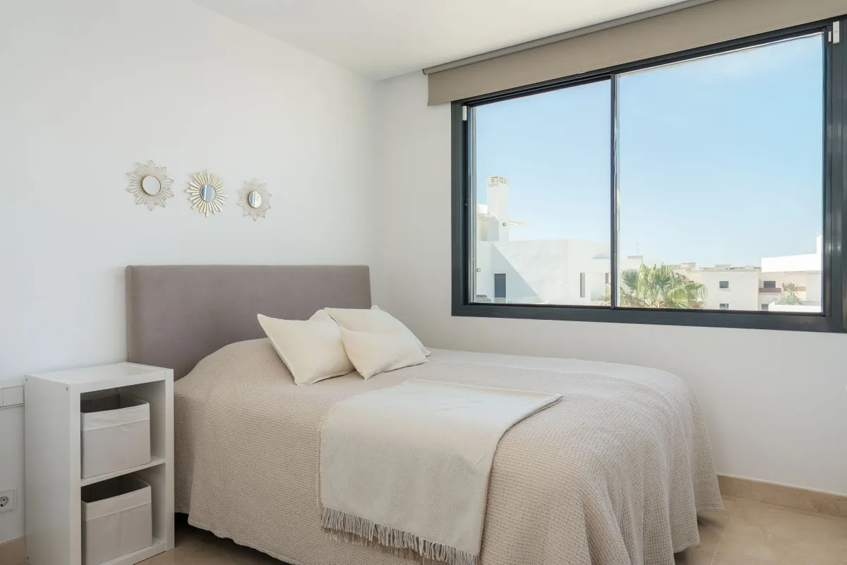 4dd21c34-0cb4-4e0b-8092-91f0a65bcbf8