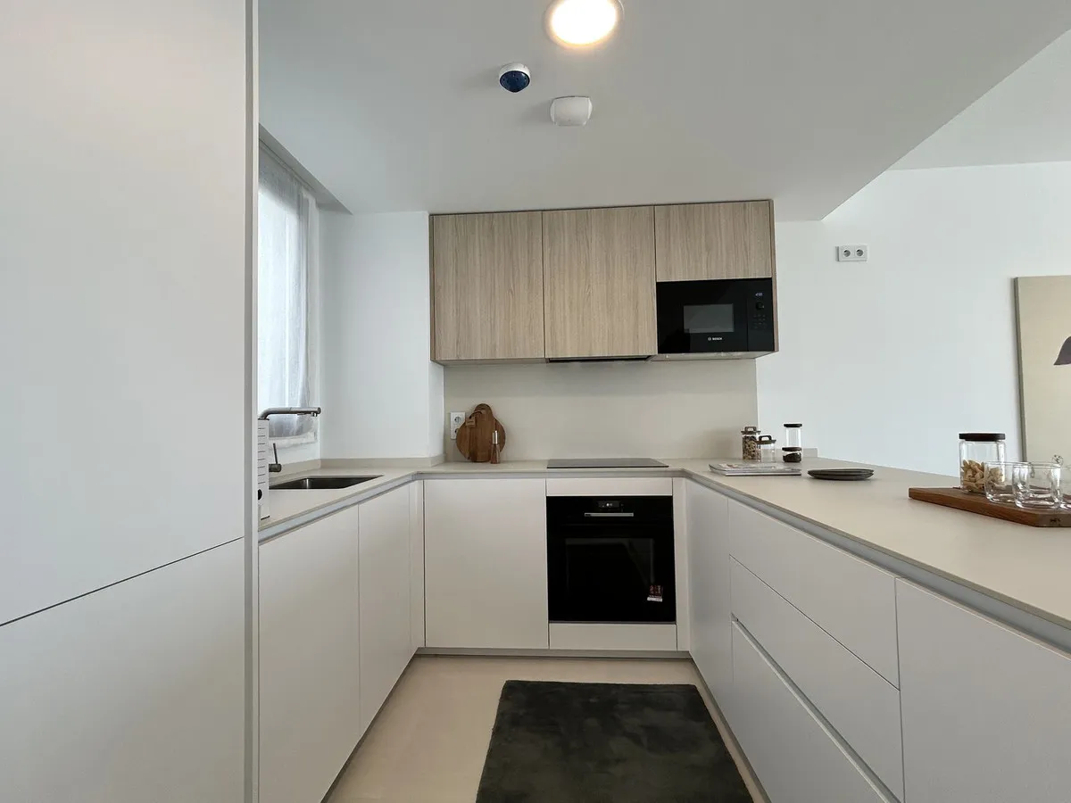 2d07cf46-9323-47aa-a1ca-fe9e86a4c865