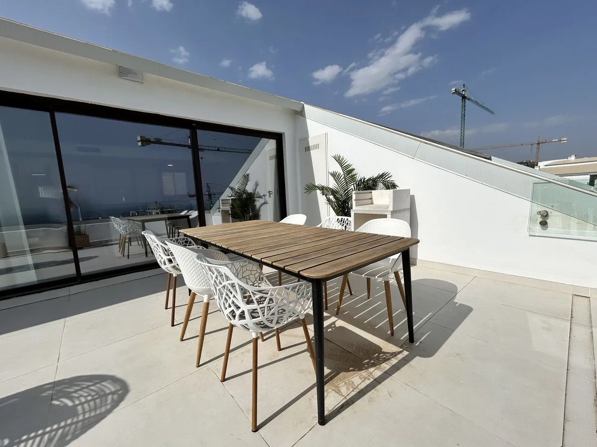 747ed698-d011-40e5-90fe-77be13a36a0d