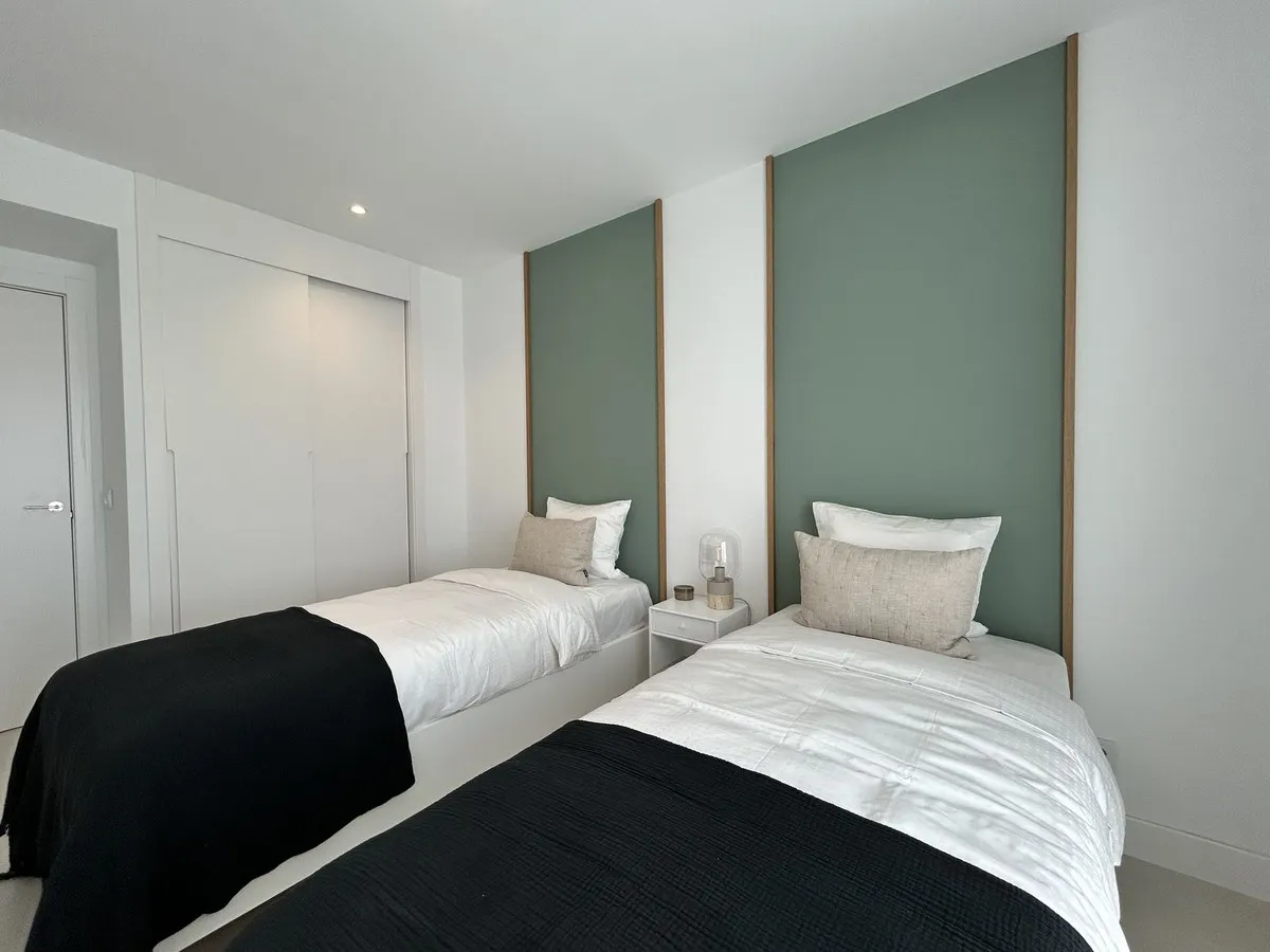 7c5892fa-01cc-4de9-8142-b665f19377bc