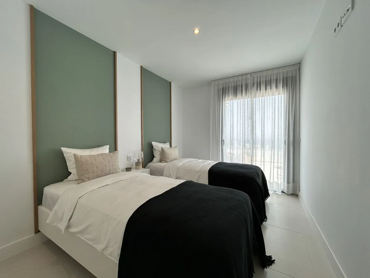 863b5e1b-e26c-45cd-9d6f-933ce4537cfd