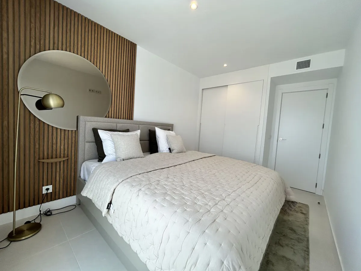 a3973ffc-7dd6-4b9d-8c17-a22360f74186