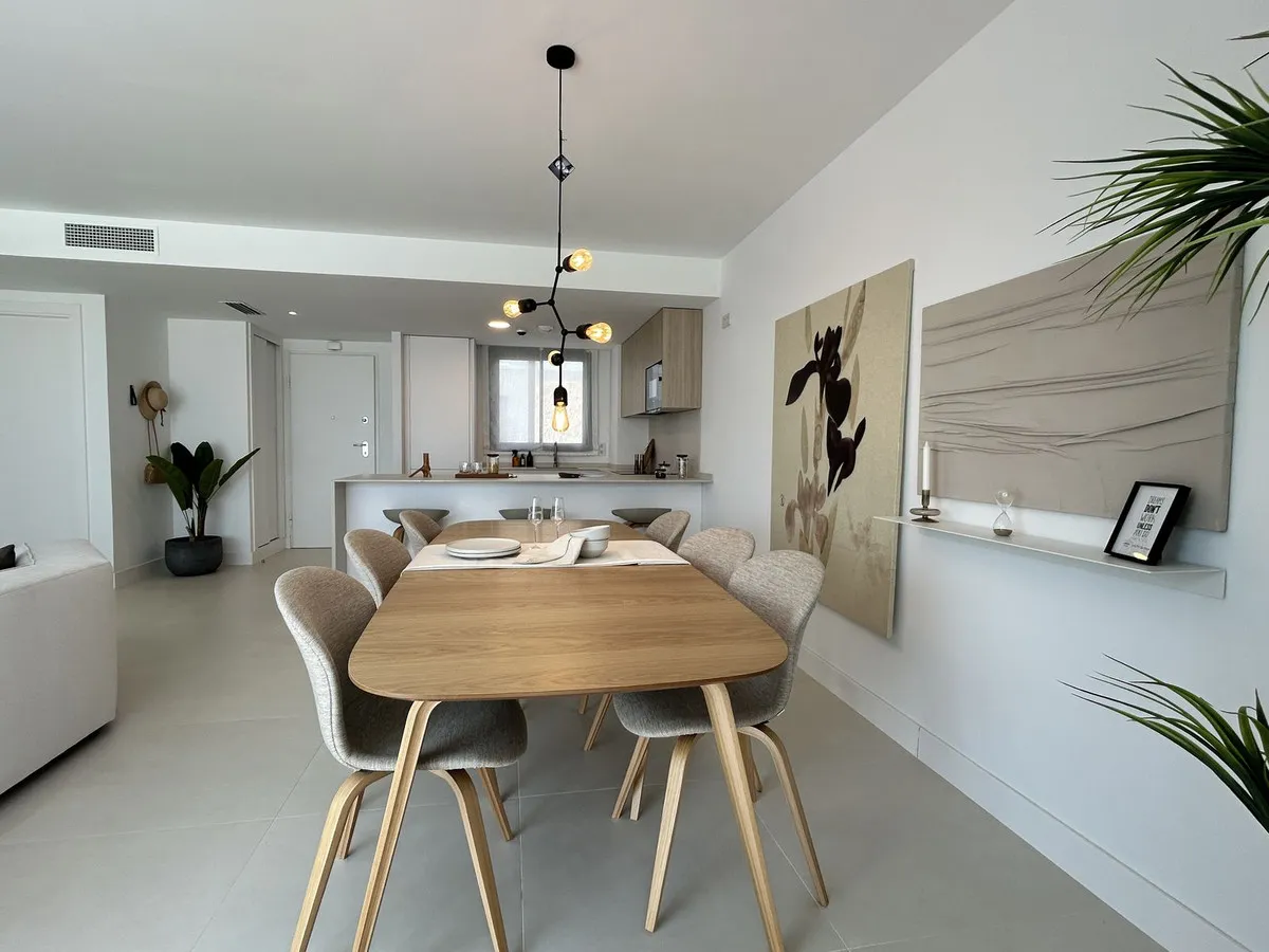 d3f33823-7334-4fcb-ac93-210400e89b0e