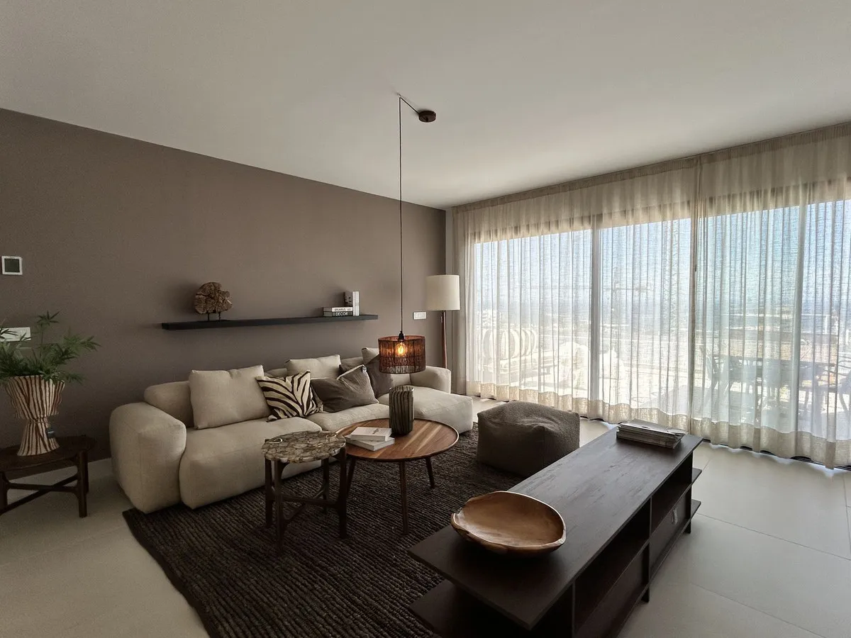 20f009bc-6ca5-4f93-813e-be6d1ebd6a4c