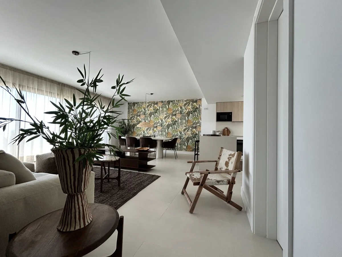 fbd3e772-f1cb-464a-9908-804c99b01d08