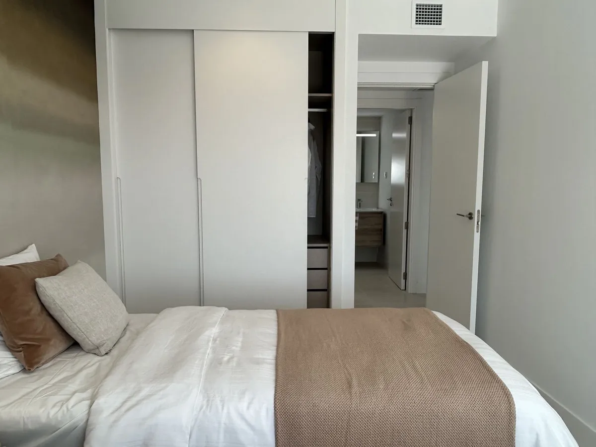 17020008-609f-415d-a6bd-494a0fa13067