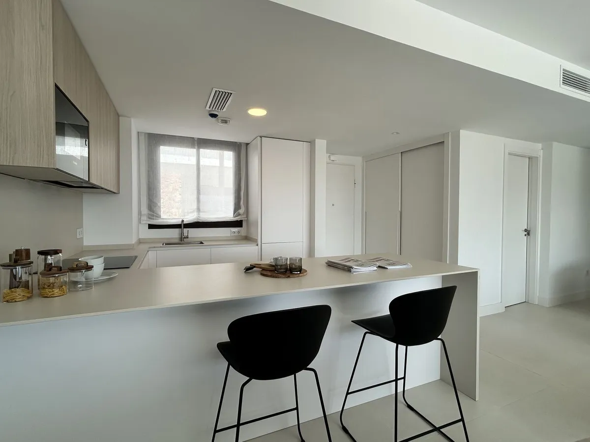 359f8f33-9629-4402-ba86-29d6233fdc43