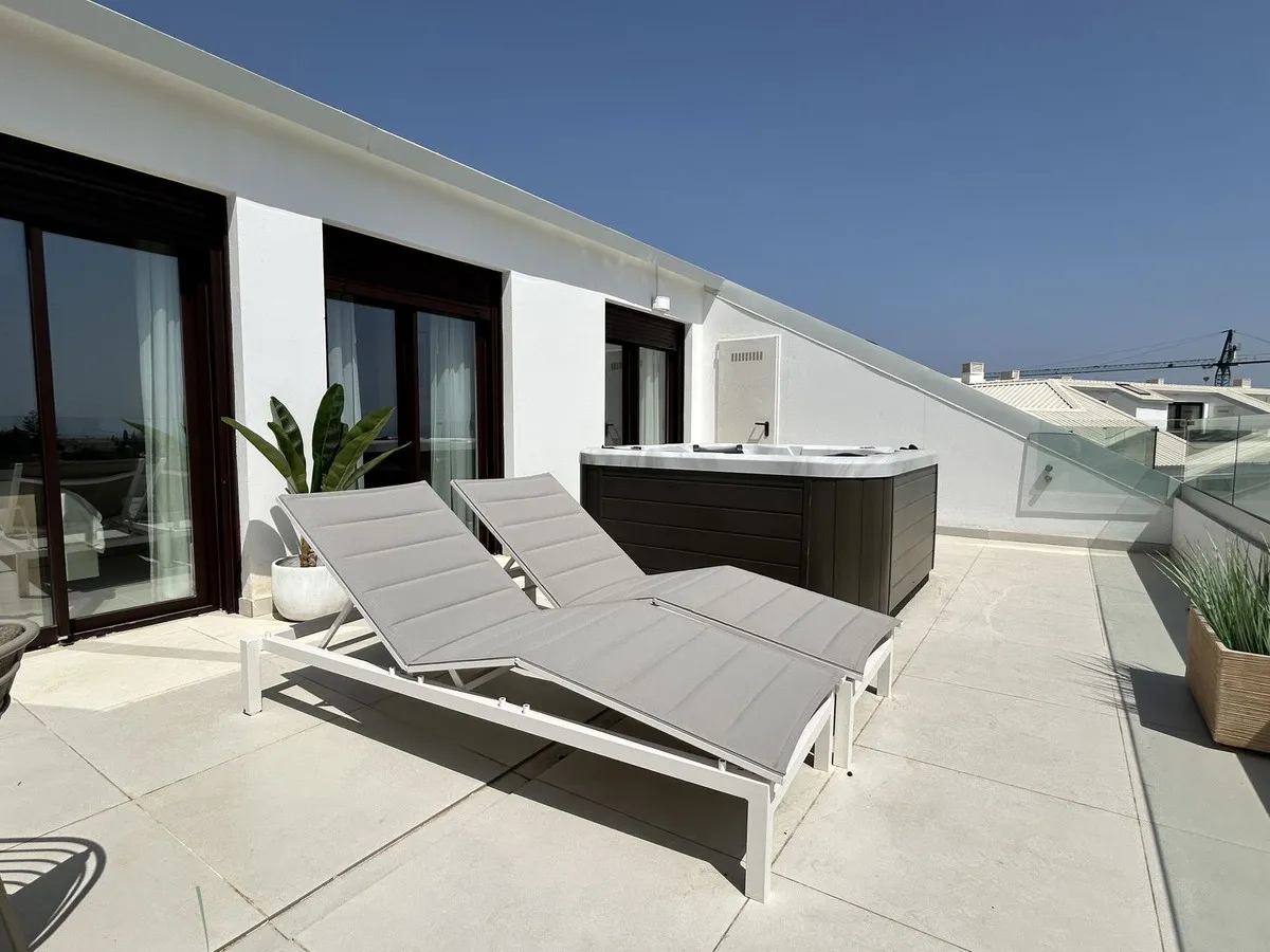 36f74ddb-0a6a-4126-b1d9-8609dce33a59