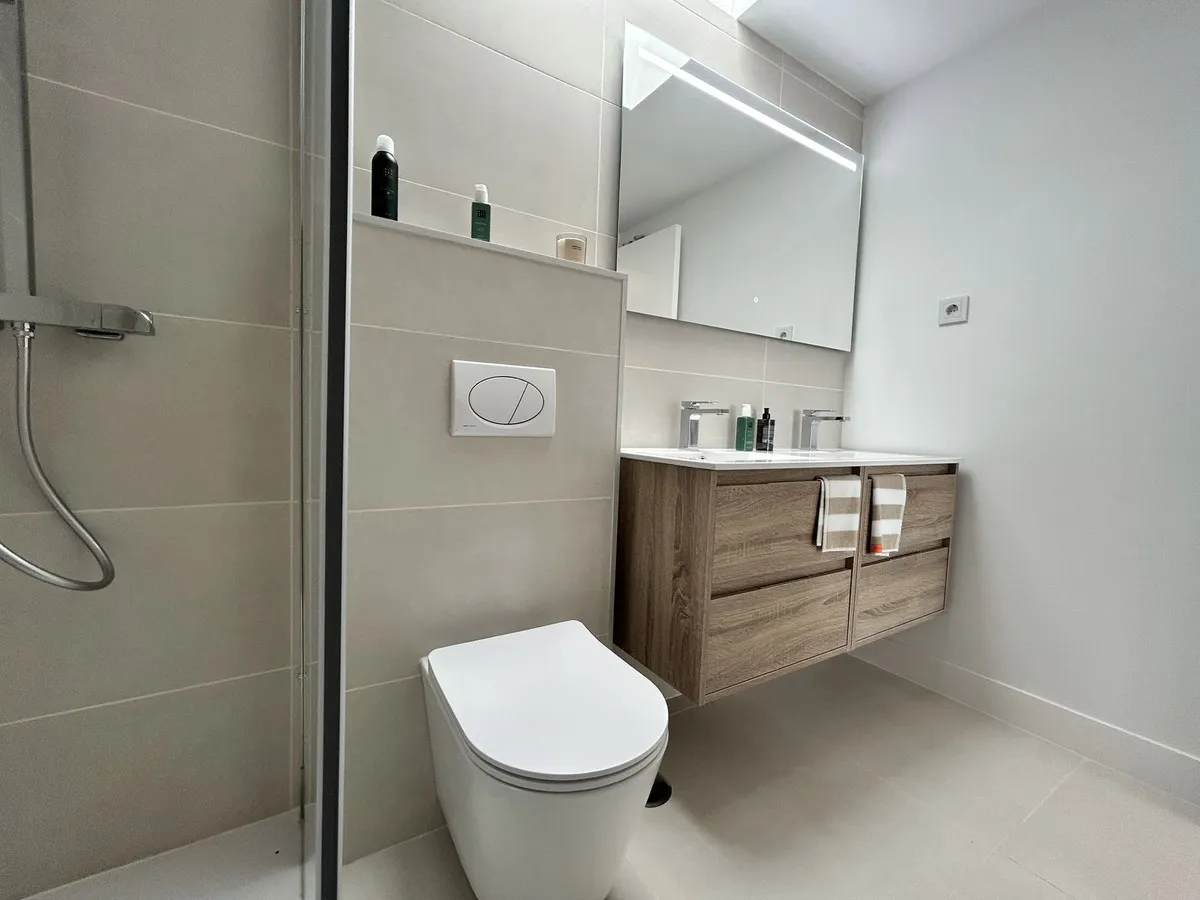 4283c7df-80ae-40a1-9b45-a4df792a3a2a