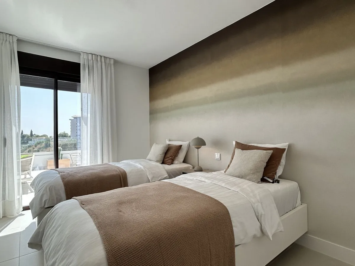 537e9252-7cb7-4972-aa40-62113f38673c