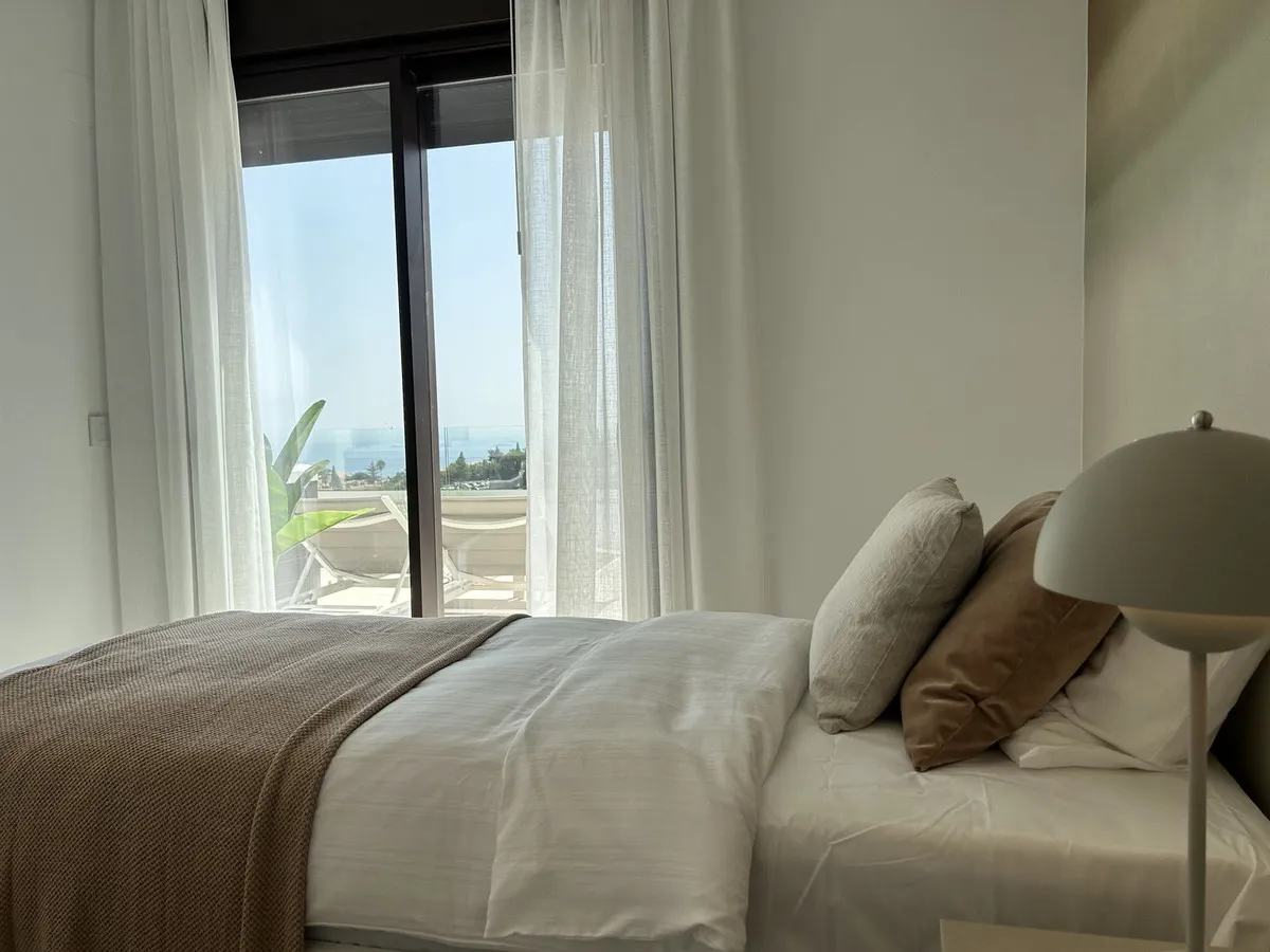 b77c6a7d-4c4f-45f9-91d1-9fe5bb59140d