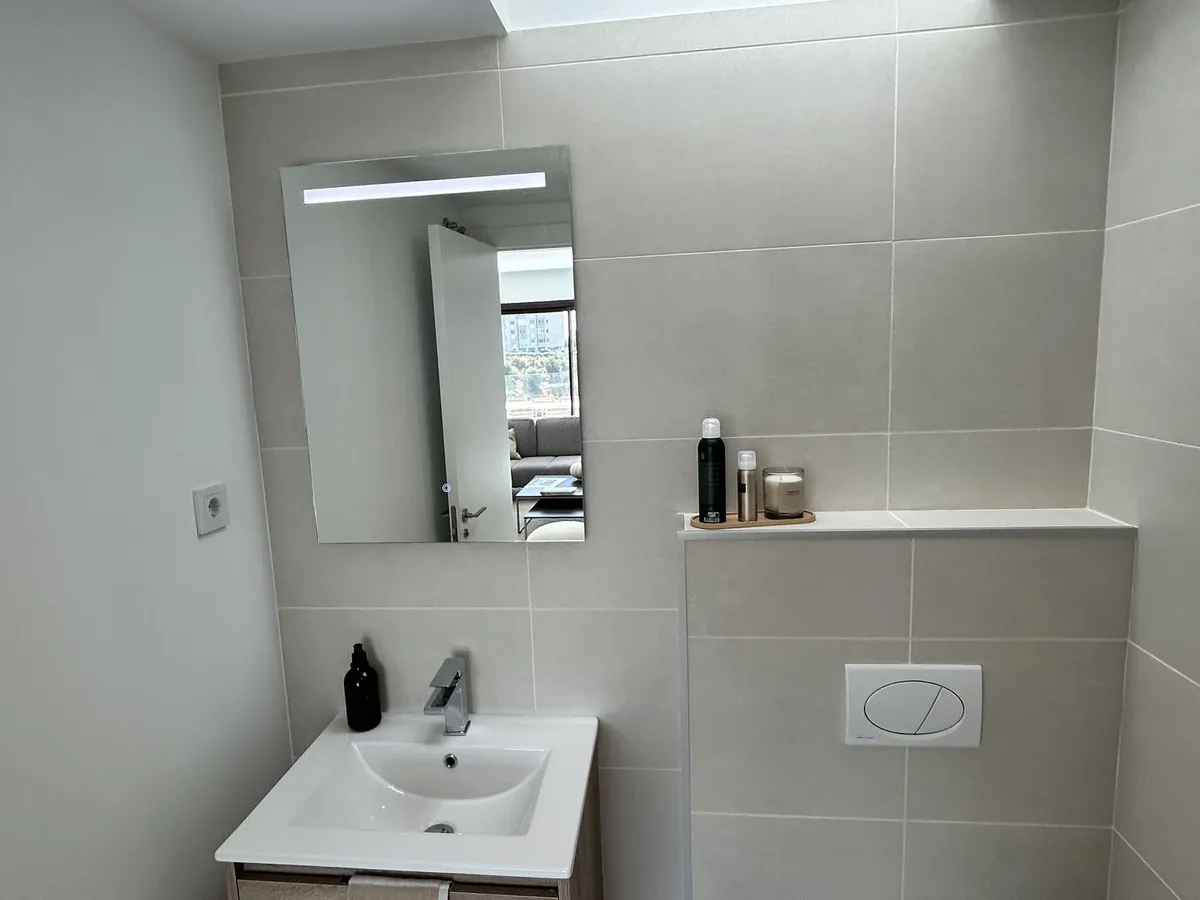 eb448d3a-20a5-4b25-bc34-dab9e3f36b25