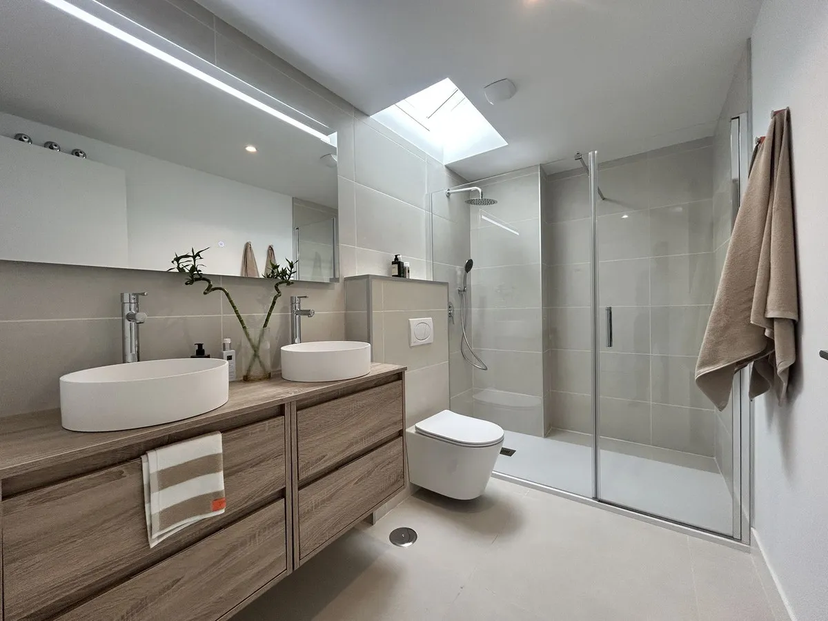 f155edcc-da84-45b2-b015-23878afcba17