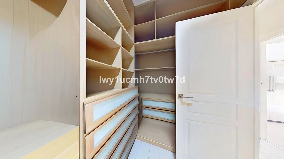 8a10edda-1ad2-4baa-adf4-232b47691d2b