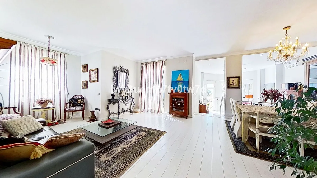 a2c700c1-8a43-4213-8eb0-2bc5ba173a9e