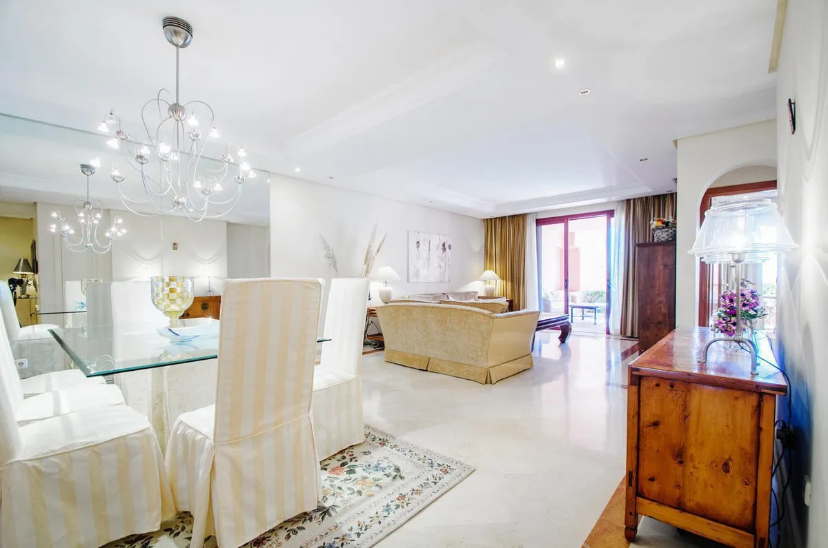 db087f04-d208-40ca-861f-22cfe45b190d