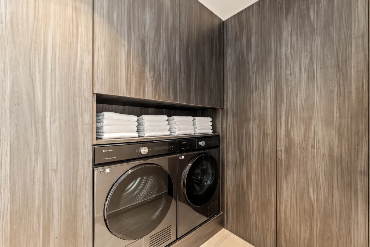 77dbaf6d-e409-4b9b-92a7-70c3ba2812fe