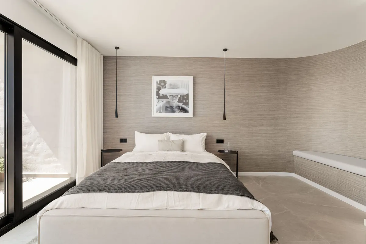 9cc8f23b-6058-416d-8e9a-ddb91a38ce0e