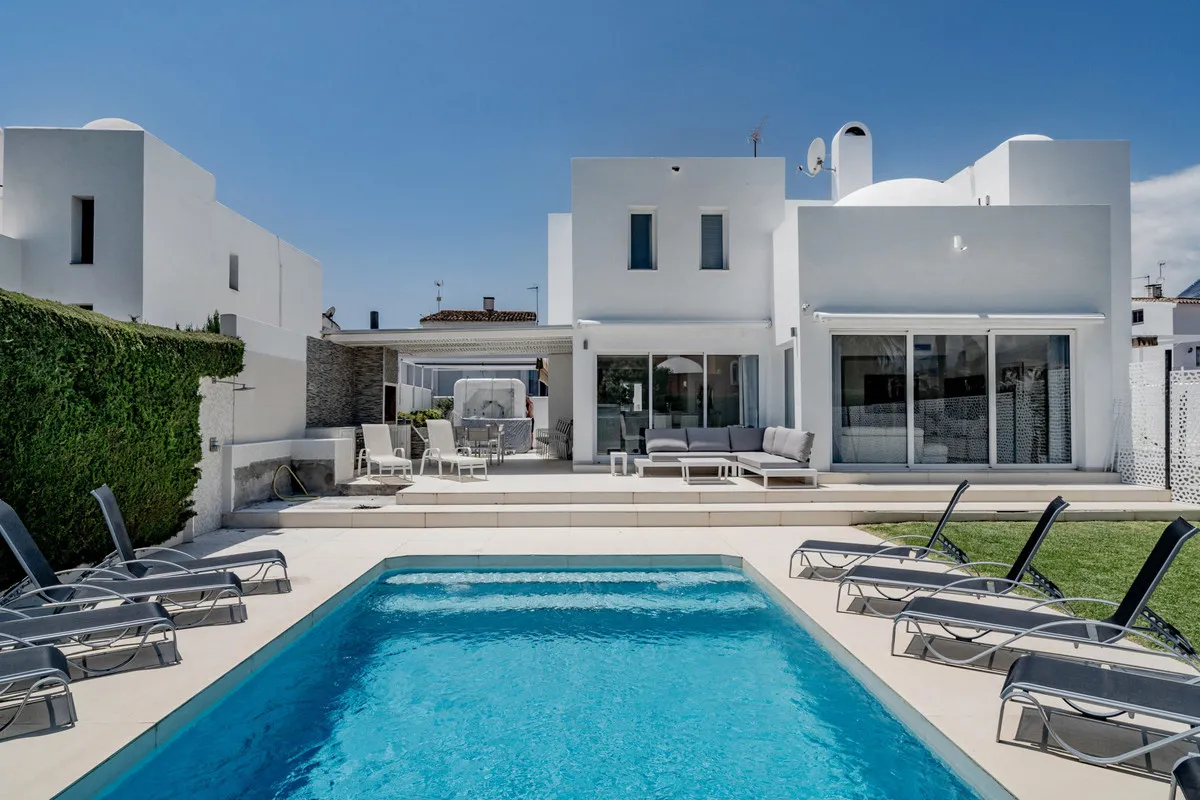 0a0b7e02-584e-41c9-82c5-ac827483dc30