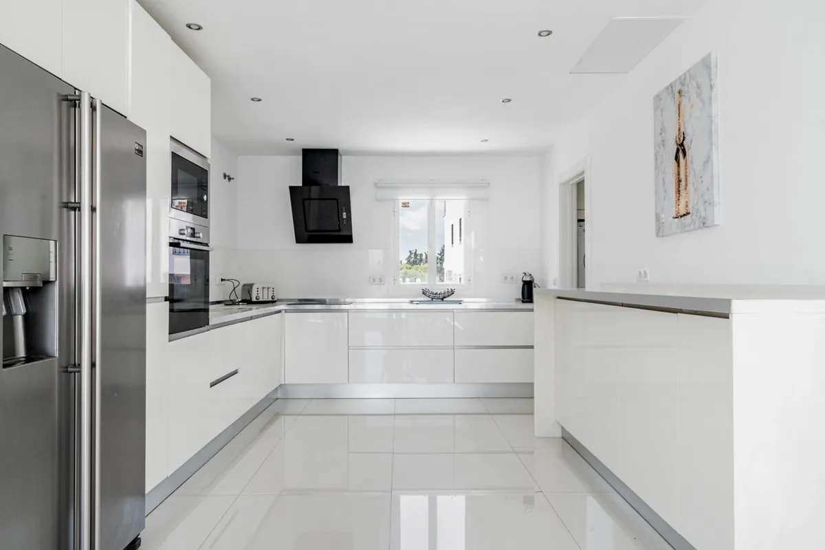 14df5d74-1530-44e8-8297-739d34adb6c4