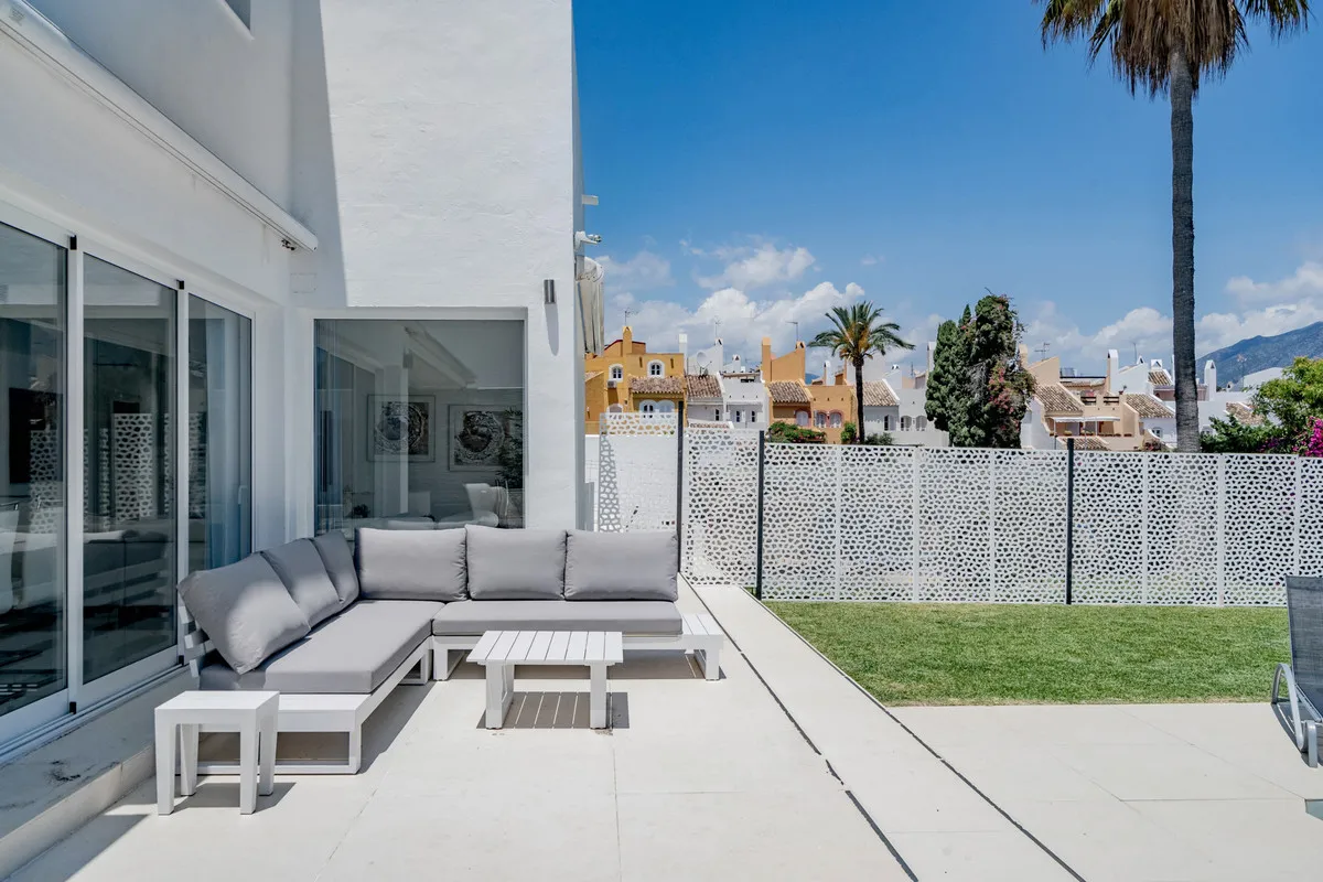 5b4a4141-87a6-4f26-9112-58ac0c224576