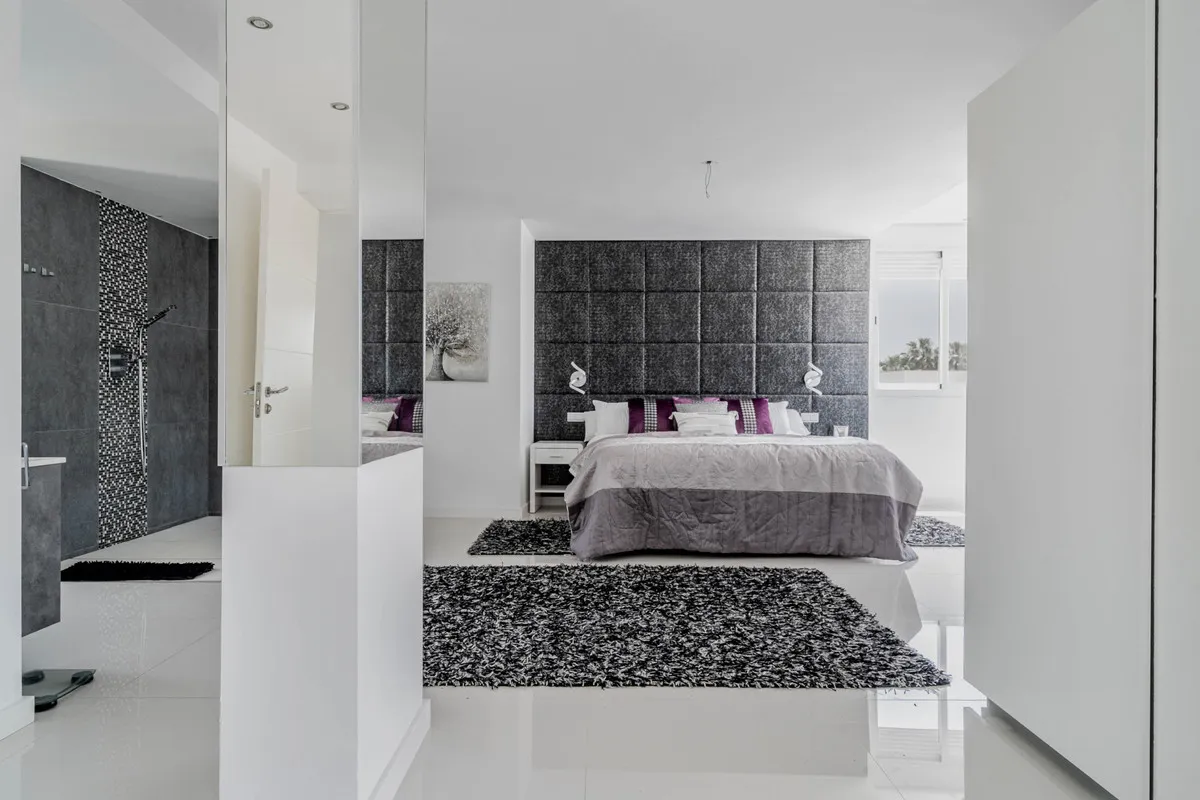 ccf22c61-261d-42bb-a250-9b88c195855b