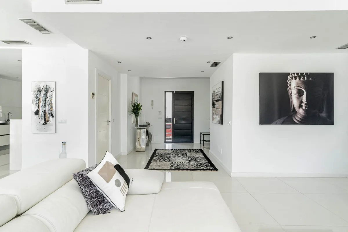 f646c545-9c7c-49d7-b606-45369abba506