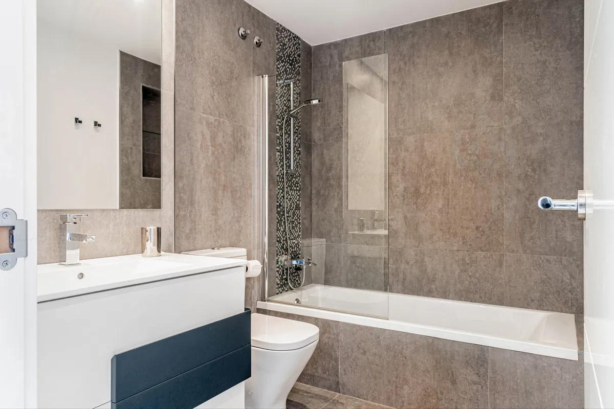 fc9a0fd5-12a8-4c21-a6ea-e12144485014