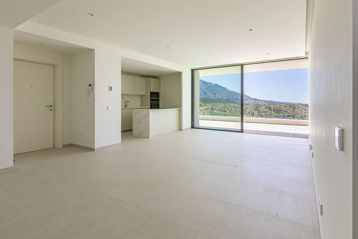 23f62548-c0bc-4f90-b9c0-472c1a048244