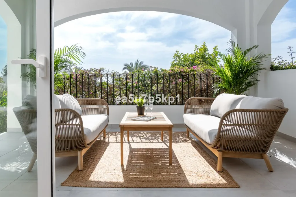 2ab25d40-1e25-4d95-99fb-af5cf2a2ad47