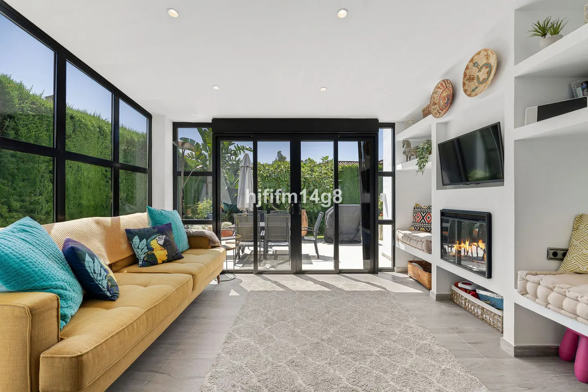 7b7966ca-e53d-4cf4-9ffa-16c7a810fbec