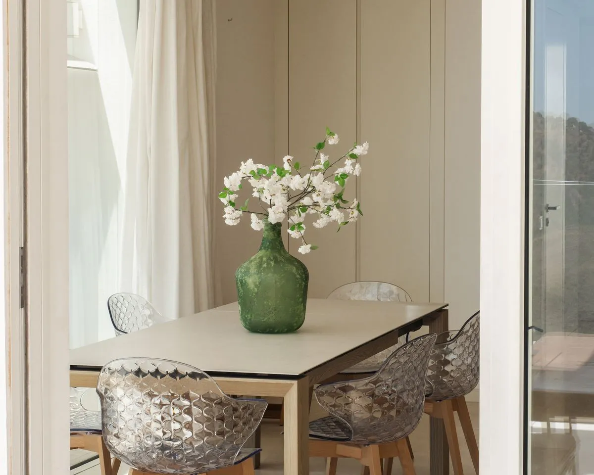 0b0a488e-1643-44d5-84ce-6efb6f72e6e5